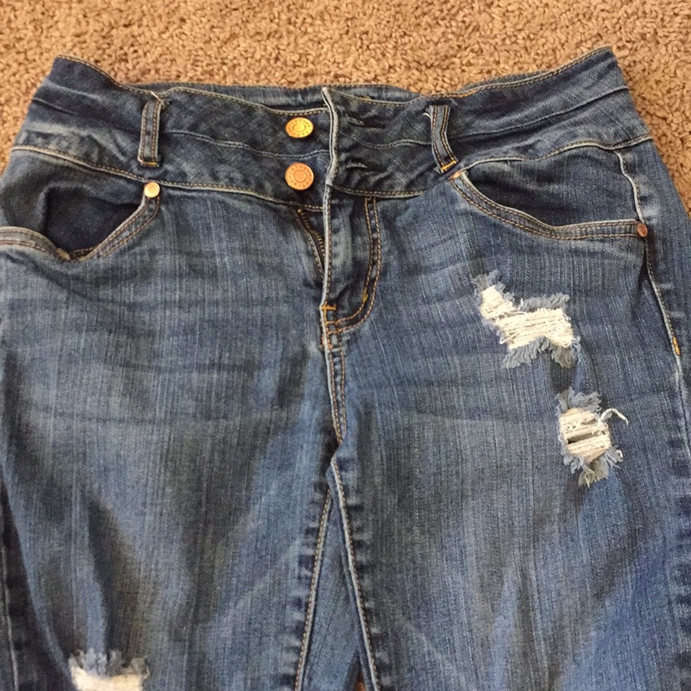 Jeans - Picture 2 of 4